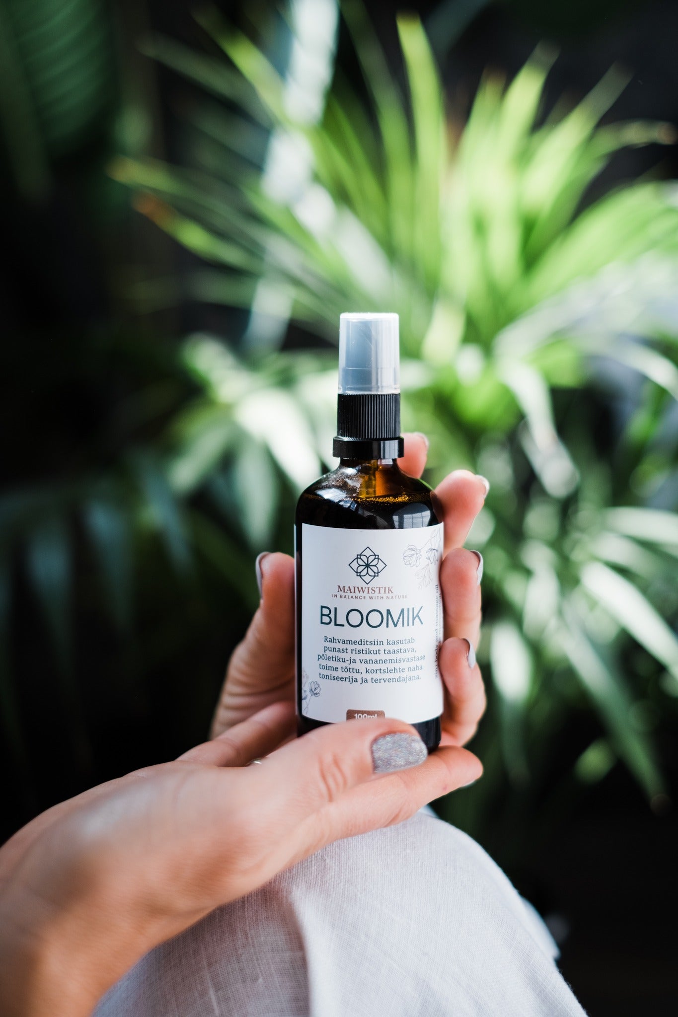 Naturalny olejek do ciała i masażu z ekstraktami z koniczyny i krwawnika 100ml – MaiWistik
